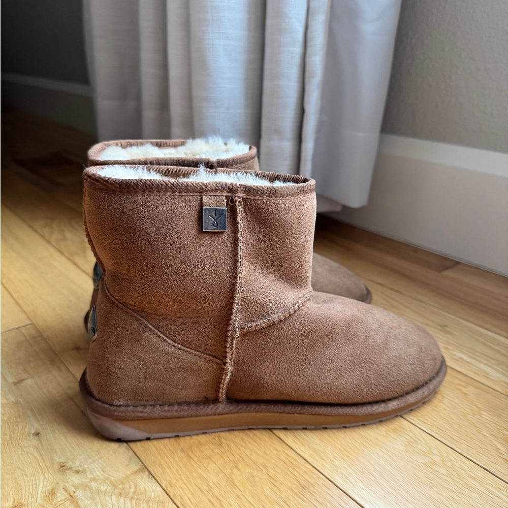 EMU Australia boots